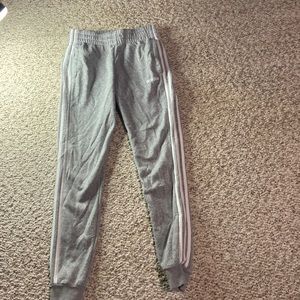 gray joggers
